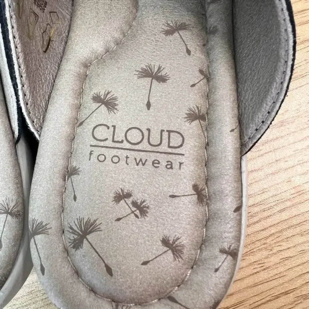 Cloud Footwear Sandal Womens EU 38 US 7.5 Black Leather Wedge Velvet
